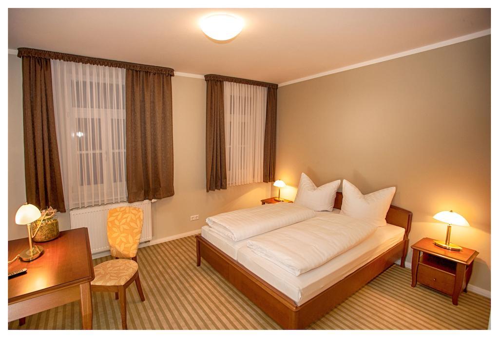 Postillion Velpke Room photo