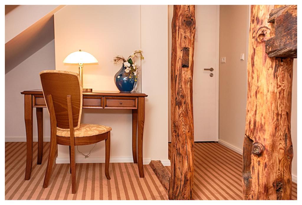 Postillion Velpke Room photo