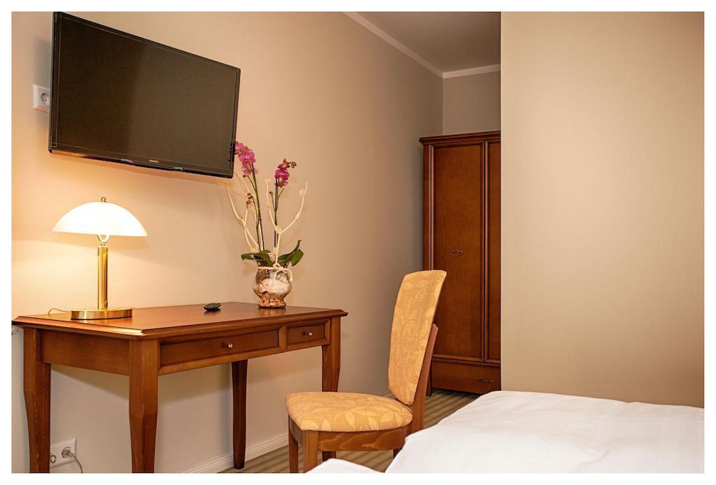 Postillion Velpke Room photo